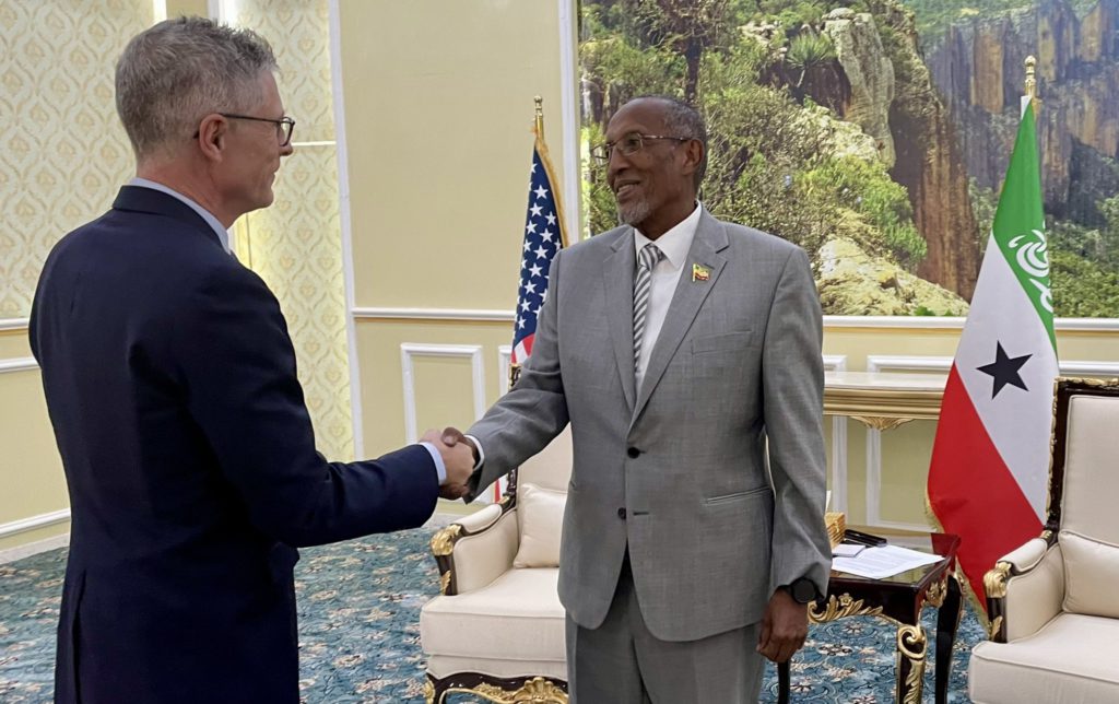 US Embassy in Somalia Chargé d’Affaires Mr. Tim Trenkle on official visti to Somaliland.